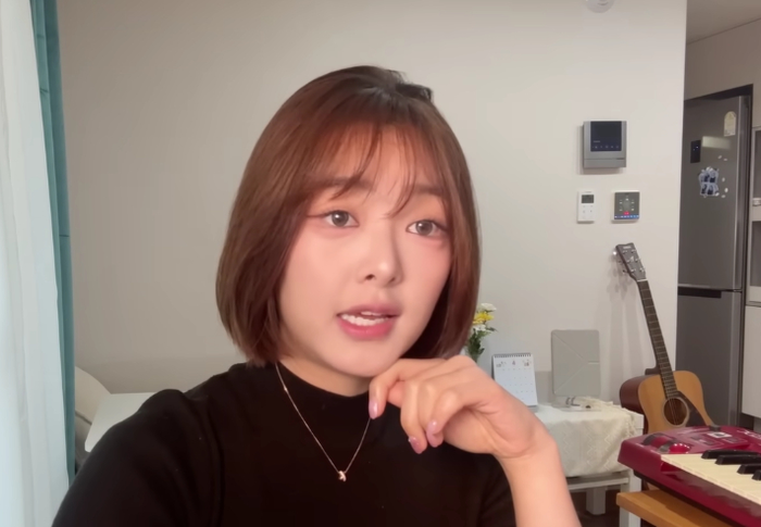 노란 수영복에 섹시한 몸매 어필하는 존예 처자