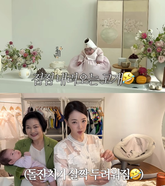 노란 수영복에 섹시한 몸매 어필하는 존예 처자