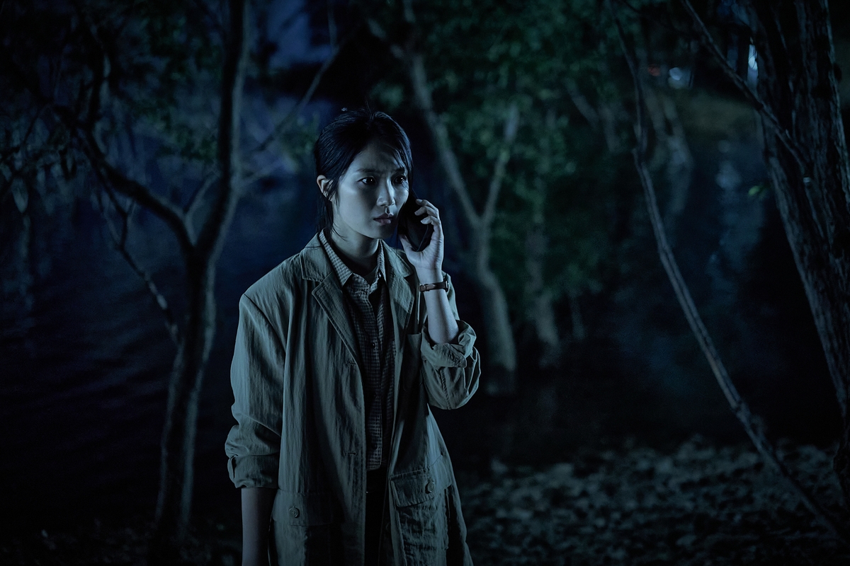Not Your Average Scare! K-Horror is Taking Over with a Fresh Twist 2 A scene from the movie 'Salmokji'