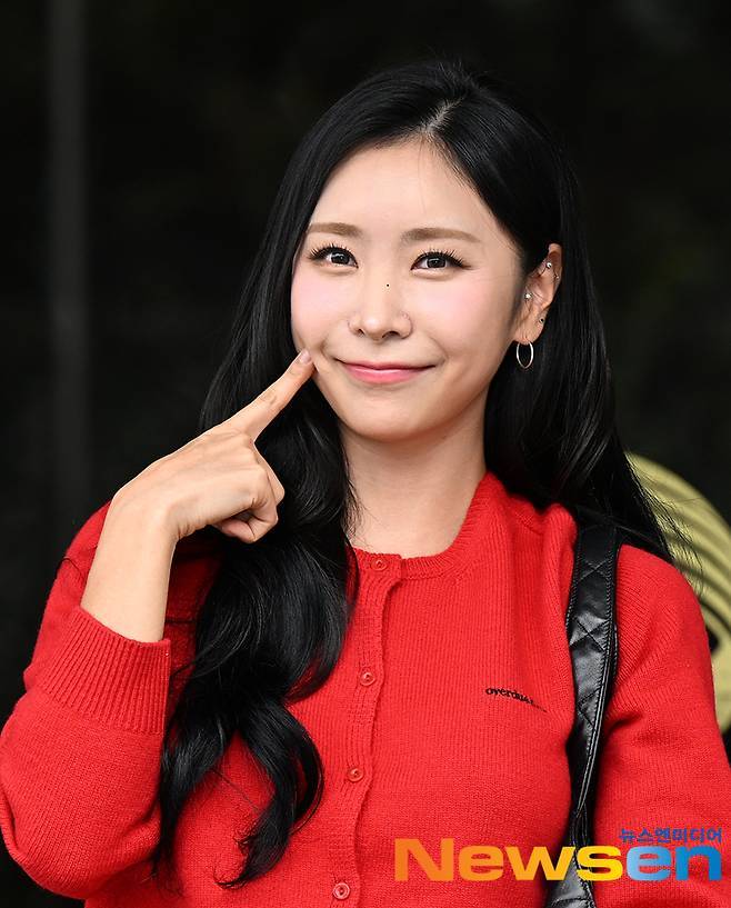 'Miss Trot 4' Runner-Up Heo Chan-mi Opens Up About Her Journey: "I'm Finally Walking the Path I Want to" 'Miss Trot 4' Runner-Up Heo Chan-mi Opens Up About Her Journey: