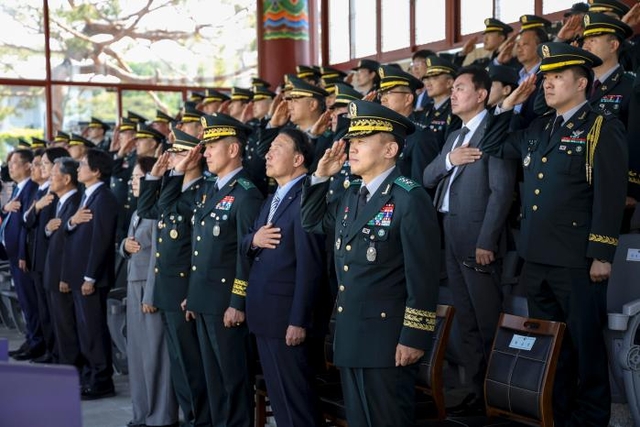 육사 교장 “일부 동문이 헌정질서 위협 불법행위 가담,국민께 깊이 반성·사과”…12·3 계엄 후 첫 공식 사과