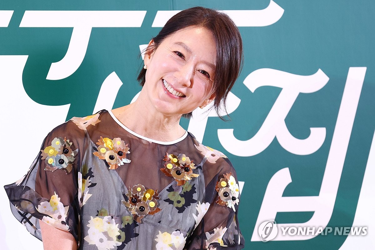 The beautiful Kim Hee-ae
