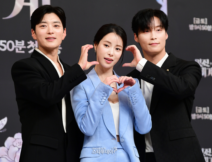 ‘멋진 신세계’ 제작발표회에 참석한 배우 장승조, 임지연, 허남준. 사진| 강영국 기자