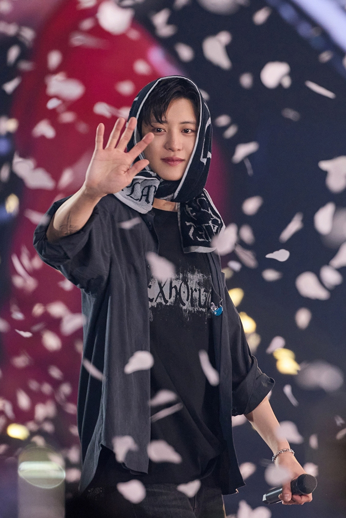 EXO's Chanyeol. Provided by SM Entertainment
