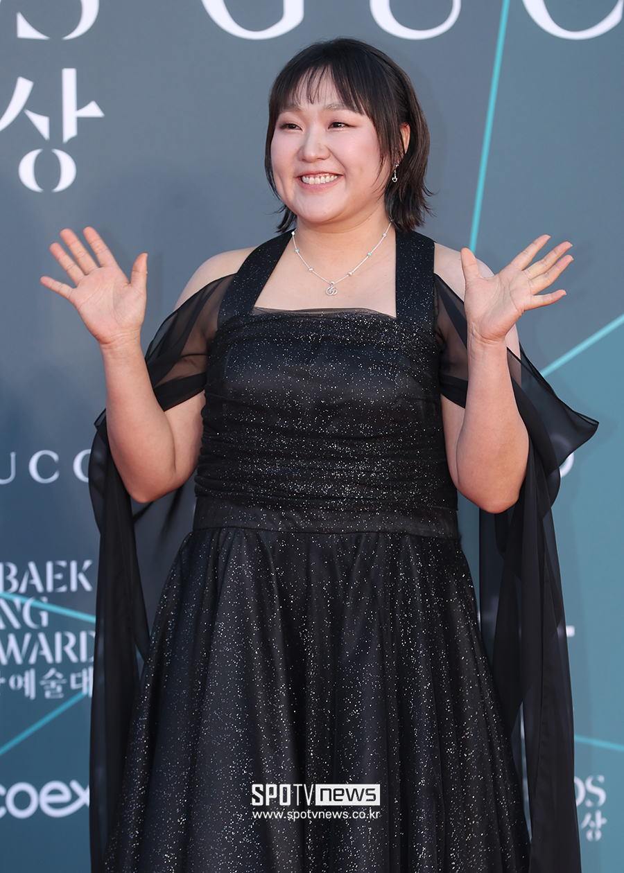 Lee Su-ji Dominates Variety Scene with Laughter and Empathy! Lee Su-ji Dominates Variety Scene with Laughter and Empathy!