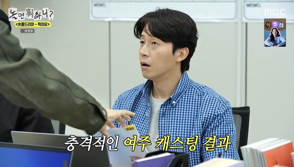 노란 수영복에 섹시한 몸매 어필하는 존예 처자