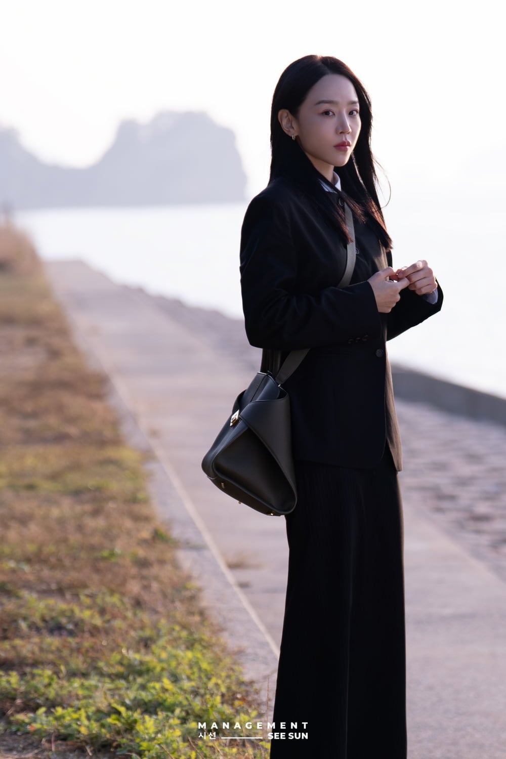Shin Hye-sun is the Ultimate Office Style Icon in 'Secret Audit'! Shin Hye-sun is the Ultimate Office Style Icon in 'Secret Audit'!