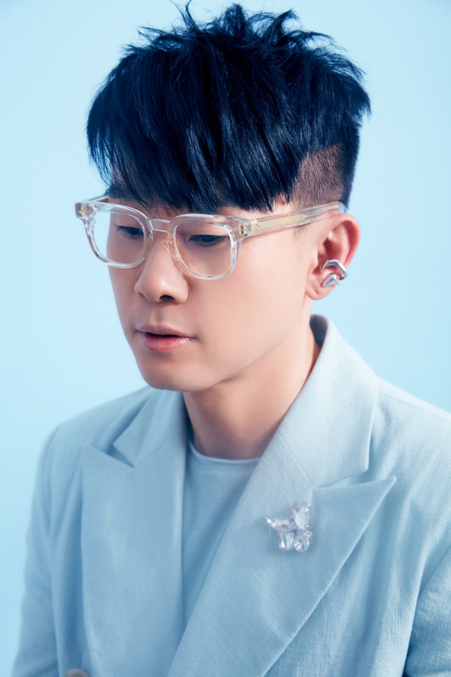 Lee Seung-hwan to Donate All Compensation After Winning Lawsuit; Calls for Gumi Mayor's Apology Lee Seung-hwan to Donate All Compensation After Winning Lawsuit; Calls for Gumi Mayor's Apology