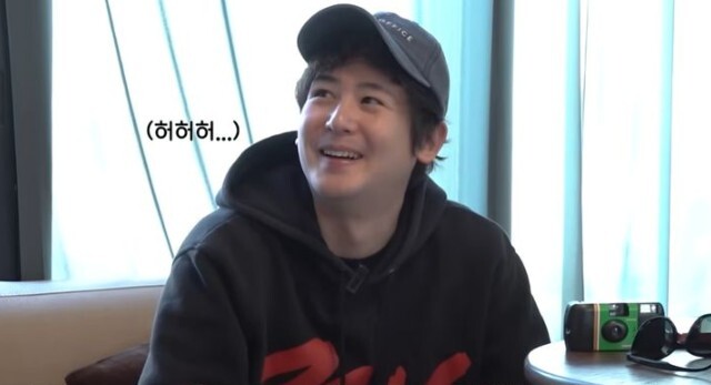 Nichkhun's visuals have changed 180 degrees from the past. Capture from the YouTube channel '2PM'