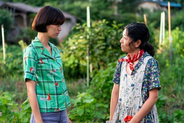 Actress Kim Do-yeon (left) and Ando Sakura star in Director Jung Ju-ri's new work 'Dora', which was invited to the Director's Fortnight at the 79th Cannes Film Festival.