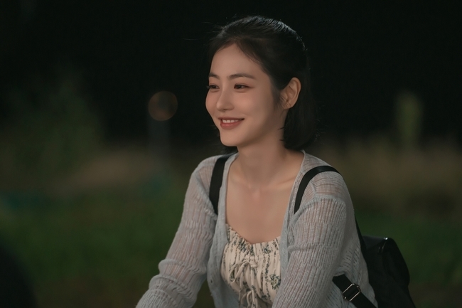 KT스튜디오지니 제공