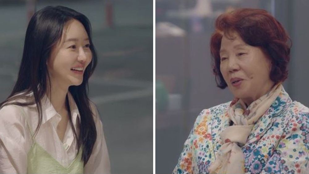 노란 수영복에 섹시한 몸매 어필하는 존예 처자
