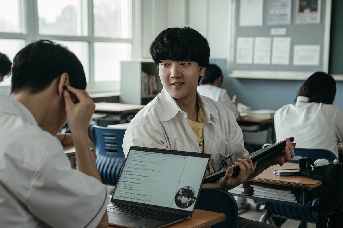 Lee Hyo-je in Netflix's 'Girigo'