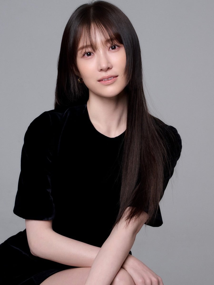 Seo Ji-hye debuted in the 2018 JTBC drama 'My ID is Gangnam Beauty'.