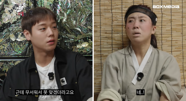 노란 수영복에 섹시한 몸매 어필하는 존예 처자