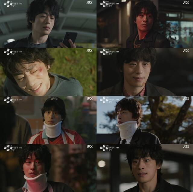Koo Kyo-hwan is showing delicate acting skills as Hwang Dong-man, who has dreamed of becoming a film director for 20 years in 'Everyone is Fighting Their Own Worthlessness'.