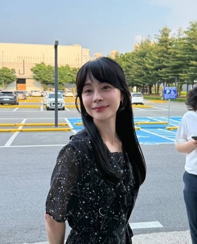 우희진./ SNS