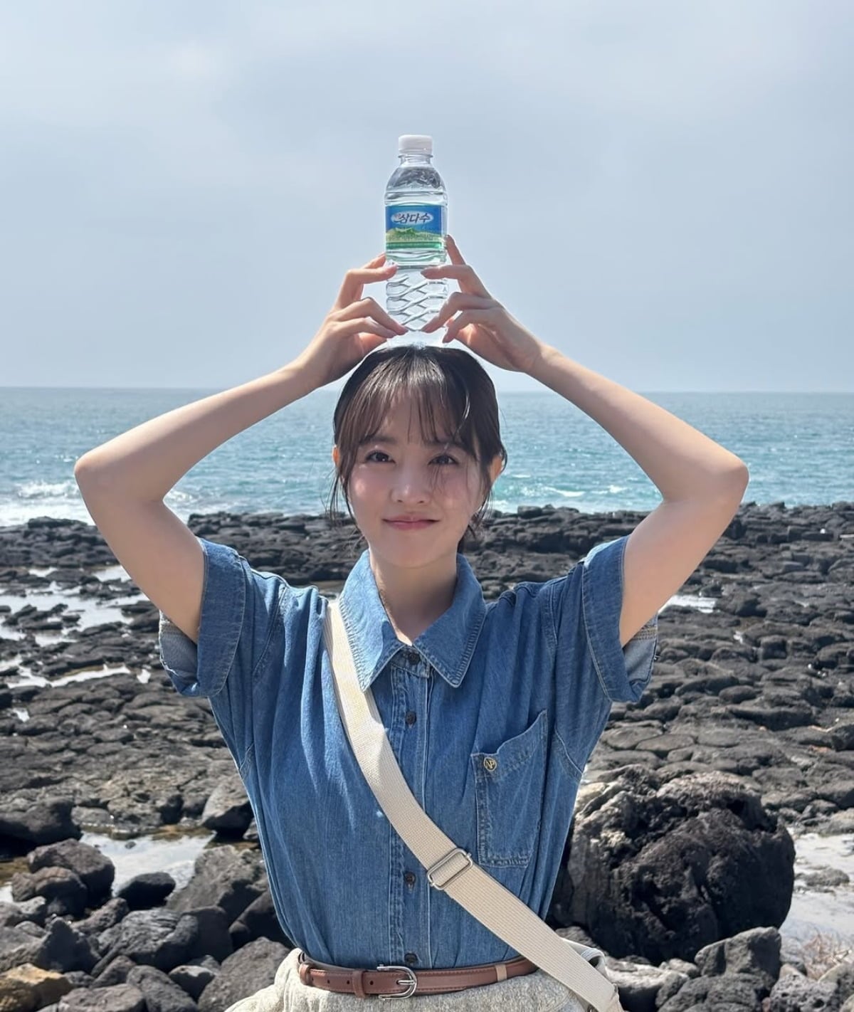 Photo = Park Bo-young Instagram