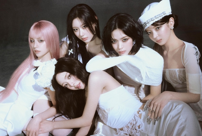 ITZY Promises a Stage Even More Explosive Than "THAT'S A NO NO" With New Single "Motto"! ITZY Promises a Stage Even More Explosive Than