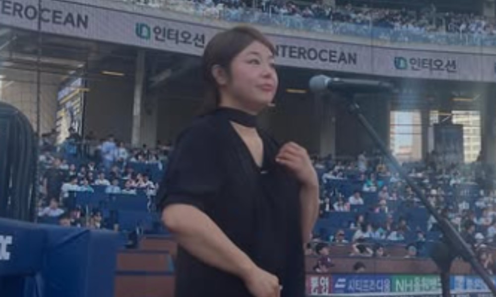 Eom Ji-young Apologizes After "Excessive" National Anthem Performance at Baseball Game 3 20260518094757452vdfl