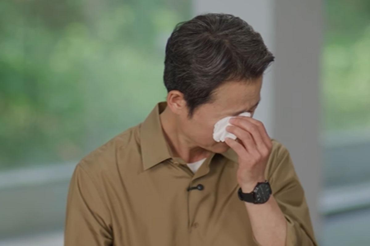 Actor Yoo Seung-mok Breaks Down in Tears Over Heartwarming Letter from Daughter on 'You Quiz on the Block' Actor Yoo Seung-mok Breaks Down in Tears Over Heartwarming Letter from Daughter on 'You Quiz on the Block'