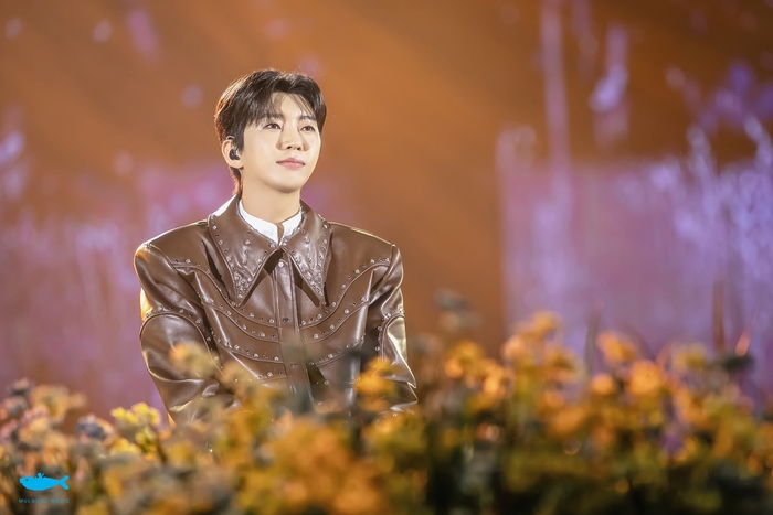 Heartwarming! Lim Young-woong's Fan Club Raon Donates Over 221 Million Won Over 6 Years Heartwarming! Lim Young-woong's Fan Club Raon Donates Over 221 Million Won Over 6 Years