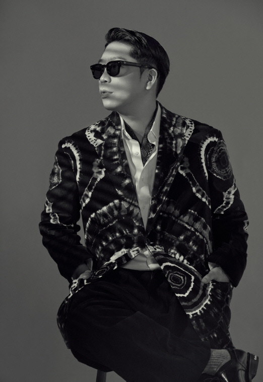 "Is a Big Signing Bonus a Problem?" MC Mong's Messy Exposure War Leaves Fans Exhausted