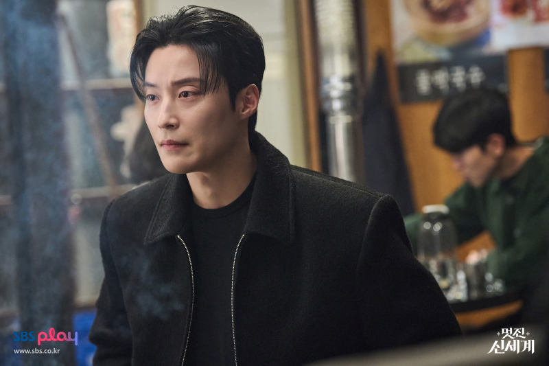 Heo Nam-jun Shines as the Ultimate "Hate-to-Love" Male Lead in 'Brave New World' Heo Nam-jun Shines as the Ultimate