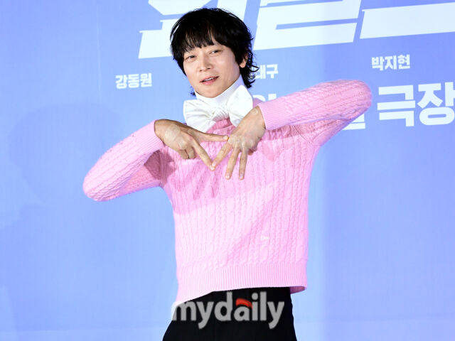 Gang Dong-won Reacts to "Exposure" Post from College Alumni: "A Very Bad Person"? Gang Dong-won Reacts to