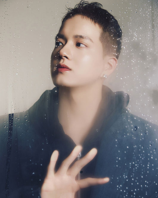 BTOB's Peniel Heats Up for Solo Comeback with Vintage Vibes in 'IDKI' Logo Teaser BTOB's Peniel Heats Up for Solo Comeback with Vintage Vibes in 'IDKI' Logo Teaser
