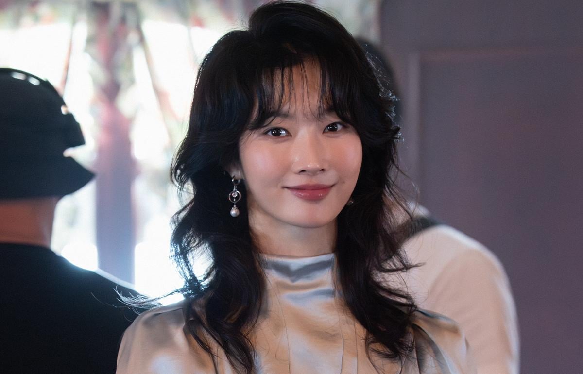 Hong Bira Steals the Scene in 'Scarecrow' After Calling Off Engagement with Lee Hee-jun! Hong Bira Steals the Scene in 'Scarecrow' After Calling Off Engagement with Lee Hee-jun!