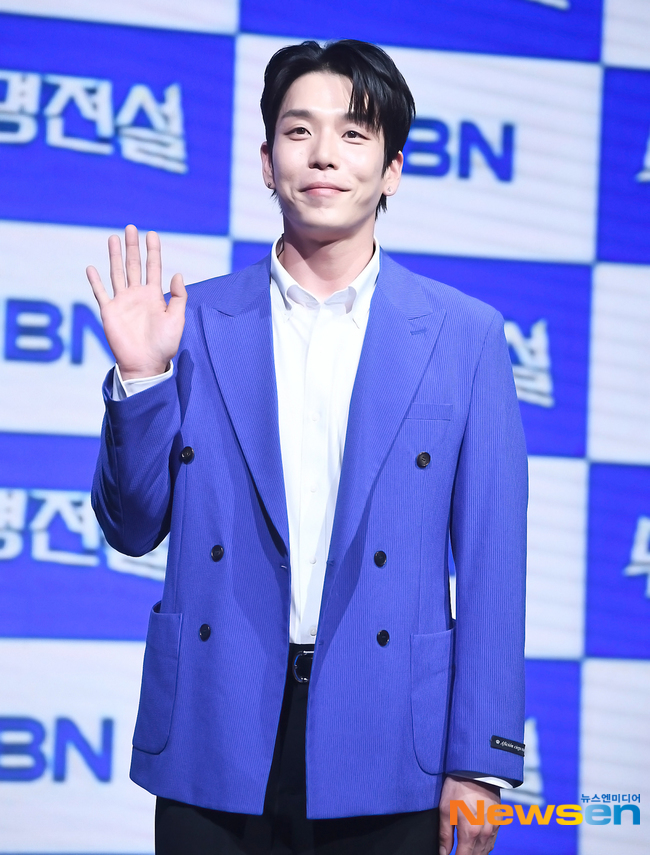 Lee Changmin Opens Up About Challenging Trot on 'Unknown Legend' to Overcome a Singing Slump Lee Changmin Opens Up About Challenging Trot on 'Unknown Legend' to Overcome a Singing Slump
