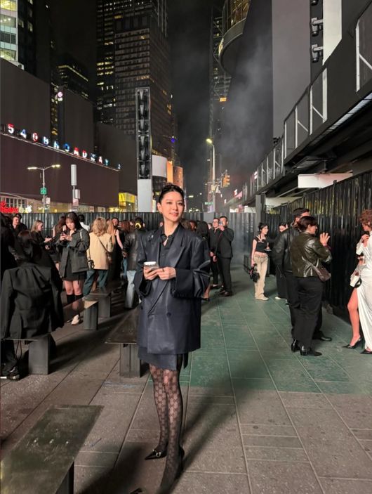 Lee Young-ae Stuns in Slicked-Back Hair and Fishnets: The Hippest 55-Year-Old! 2 20260520174119383hayi