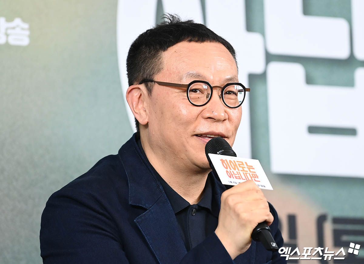 Director of 'Chief Kim' to Helm New Series Starring Lee Jong-suk and Lee Jun-hyuk! 2 Director Cho Hyun-tak
