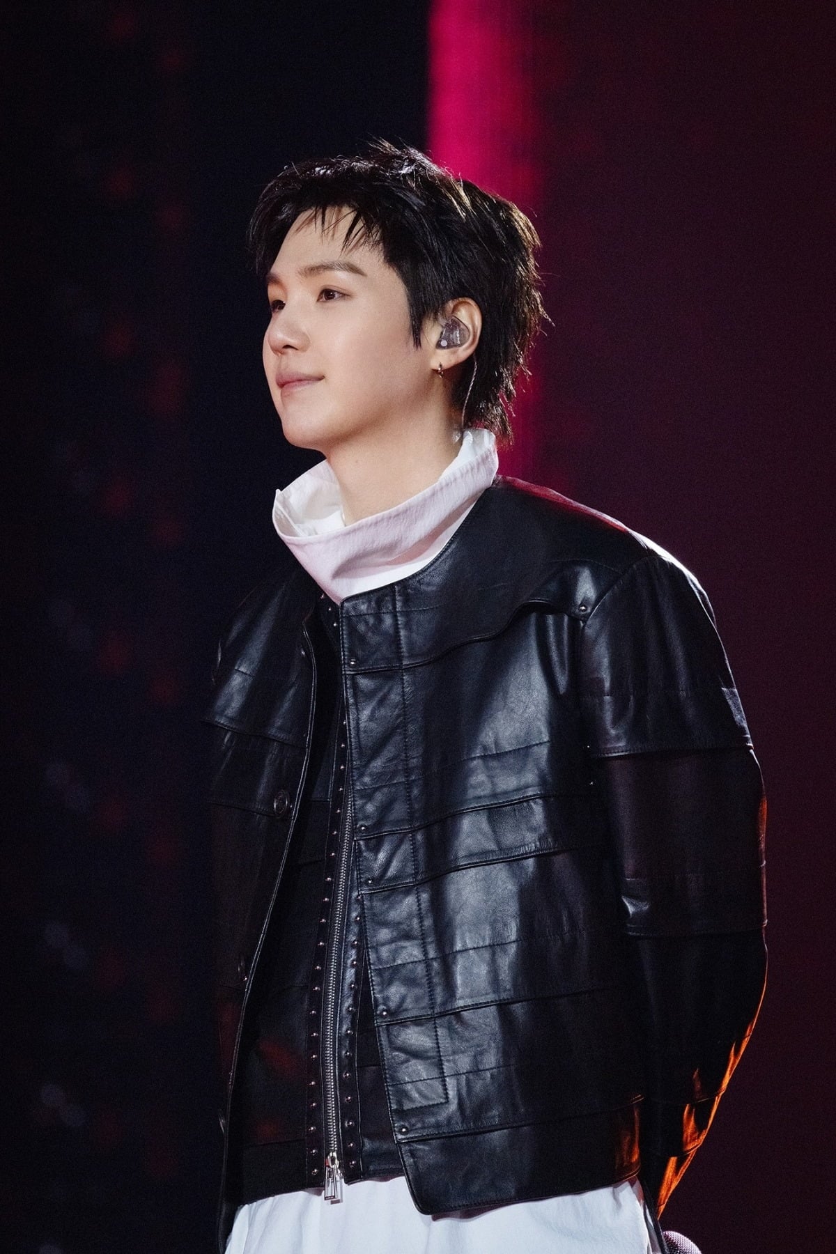 BTS Suga Crushes a Marathon and a World Tour Stage on the Same Day! (Top 5% Finish!) BTS Suga Crushes a Marathon and a World Tour Stage on the Same Day! (Top 5% Finish!)