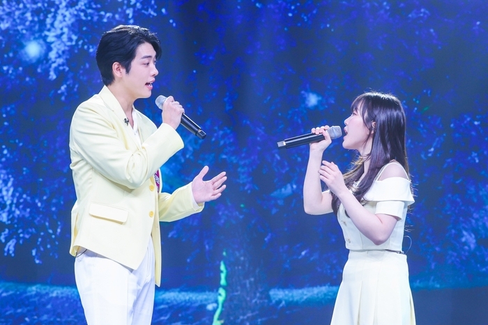 Hong Seong-yoon and Takuya's Chemistry on 'Miss Trot For You' is Pure Magic! Ahn Sung-hoon Jokes, "I Wish They'd Get Married" Hong Seong-yoon and Takuya's Chemistry on 'Miss Trot For You' is Pure Magic! Ahn Sung-hoon Jokes,