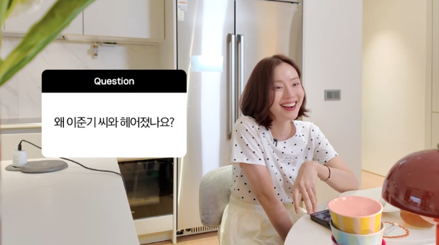 "I've Never Broken Up With Jun-gi Oppa!" Moon Chae-won Laughs Off Absurd Breakup Rumors With Lee Joon-gi 2 20260521203905292ystt