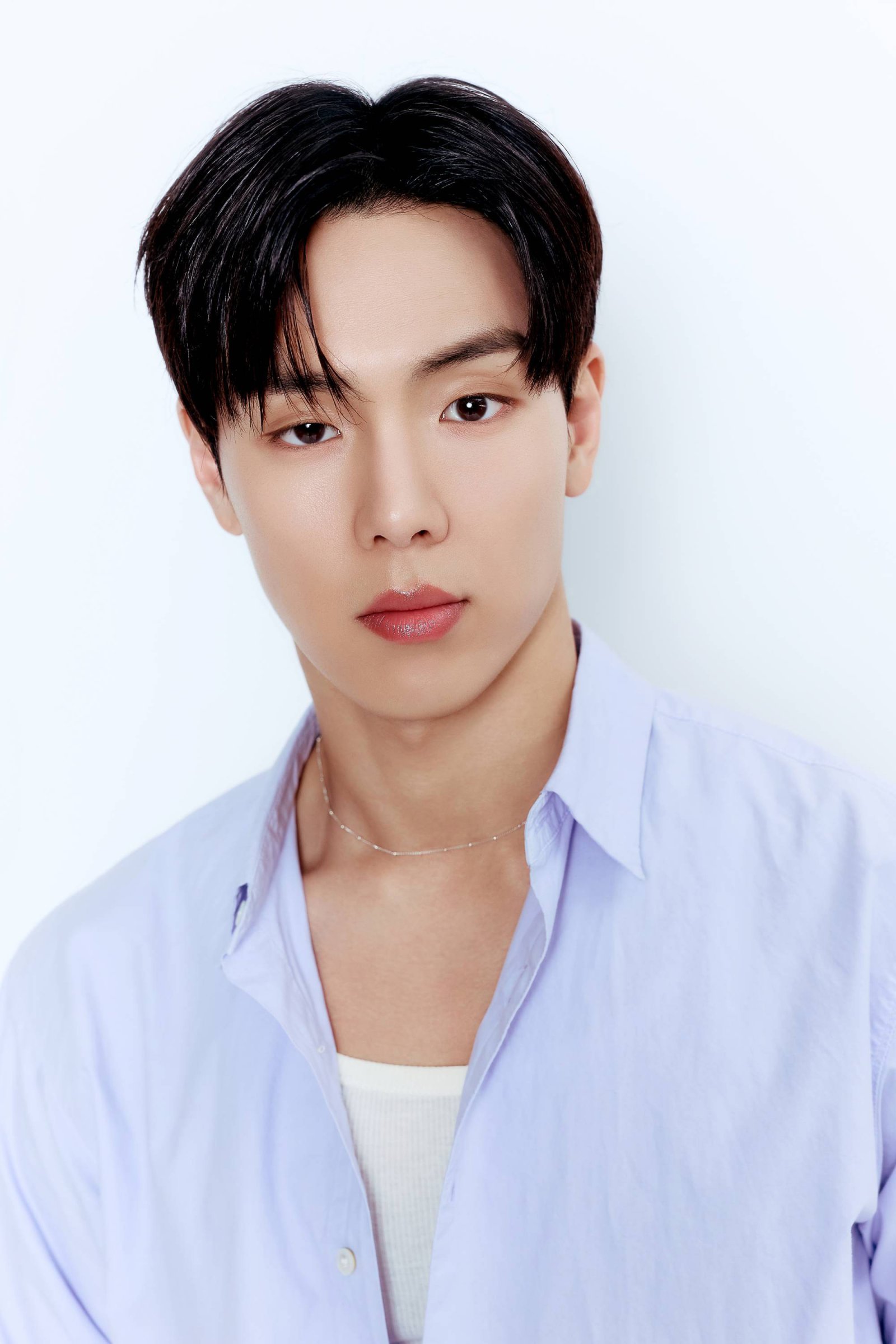 "MONSTA X's Love is Rough, but Ours is Restrained": Shownu X Hyungwon on the End of Love 5 20260521083321824bses