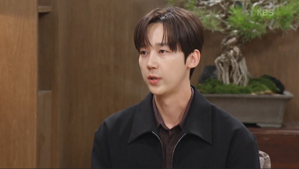 Yoon Jong-hoon Declares Independence in 'Happy Our Good Day', While Jung Yoon Confesses His Long-time Crush to Yoon Da-young! Yoon Jong-hoon Declares Independence in 'Happy Our Good Day', While Jung Yoon Confesses His Long-time Crush to Yoon Da-young!