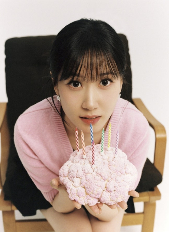 Park Eun-bin Reflects on 30th Debut Anniversary: "I Think I'm Growing Well" Park Eun-bin Reflects on 30th Debut Anniversary: