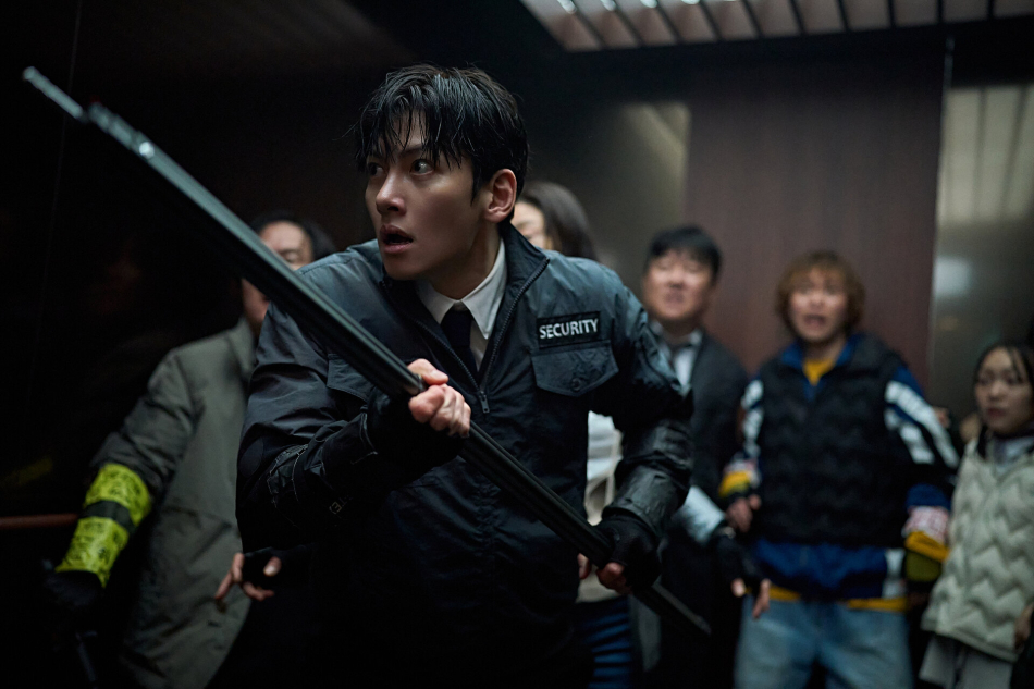 Movie 'Swarm' still of Choi Hyun-seok (Ji Chang-wook). Provided by Showbox
