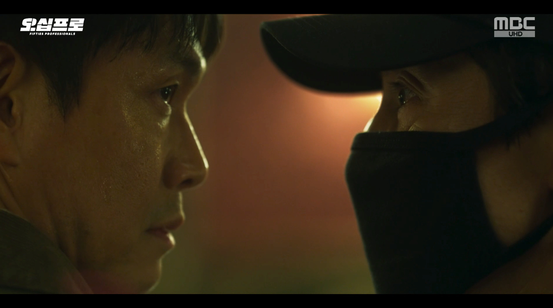 From Top Agents to Menopause and Amnesia! Shin Ha-kyun and Oh Jung-se's Wild Fate Swap in 'Fifty Percent' From Top Agents to Menopause and Amnesia! Shin Ha-kyun and Oh Jung-se's Wild Fate Swap in 'Fifty Percent'