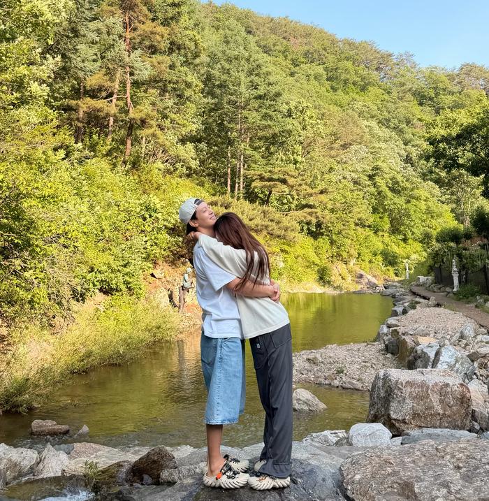 Lee Da-hae and Seven Enjoy a Sweet Prenatal Camping Trip: "Even the Air Feels Different" Lee Da-hae and Seven Enjoy a Sweet Prenatal Camping Trip: