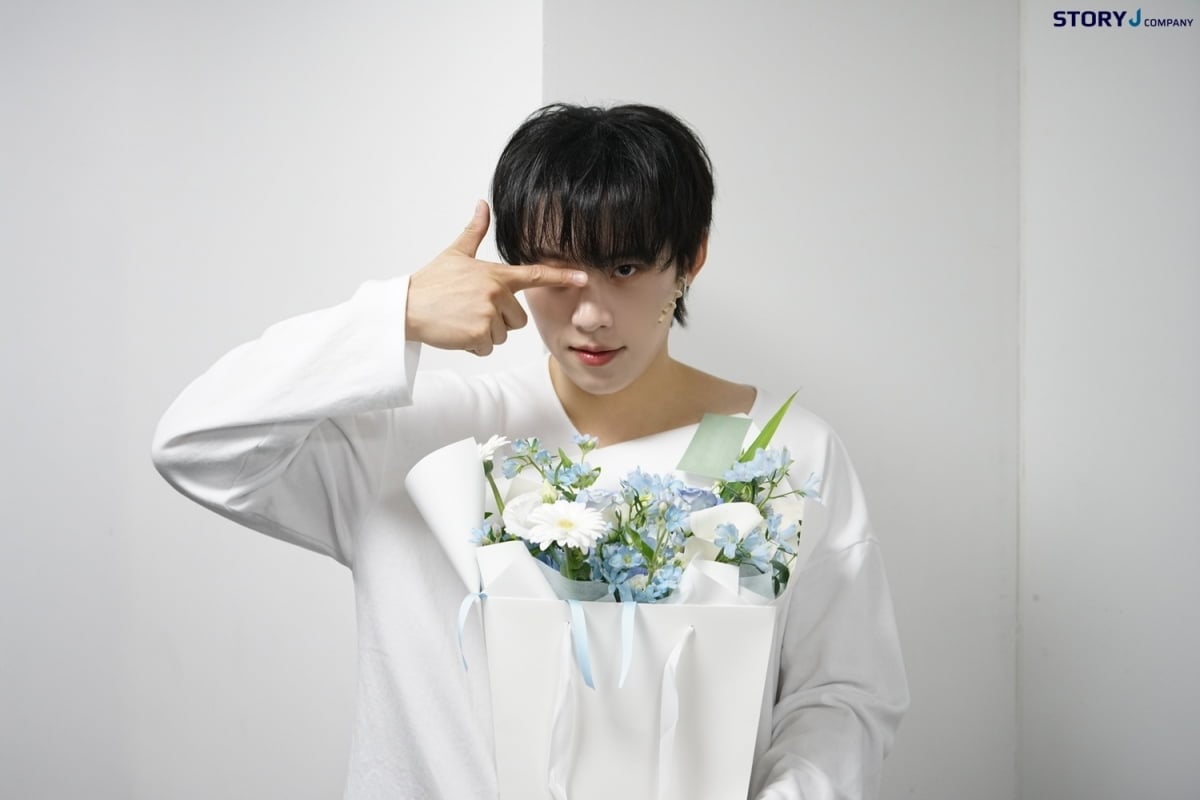 Kim Sung-cheol Bids a Heartfelt Farewell to 'L' in 'Death Note' Kim Sung-cheol Bids a Heartfelt Farewell to 'L' in 'Death Note'