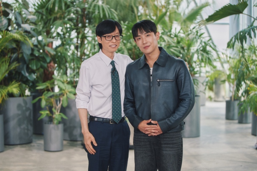 Lee Jun Opens Up on 'You Quiz' About Financial Struggles, Cockroaches, and the Currency Value Controversy Lee Jun Opens Up on 'You Quiz' About Financial Struggles, Cockroaches, and the Currency Value Controversy