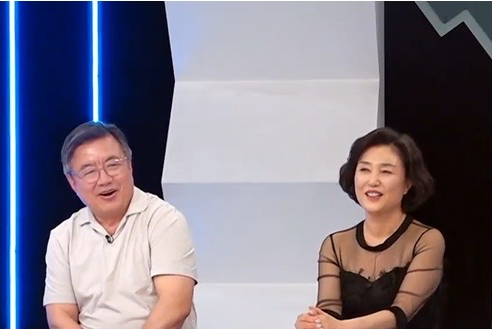 Actor Lee Hyo-jung Opens Galbi Restaurant as a Special 60th Birthday Gift for His Wife! Actor Lee Hyo-jung Opens Galbi Restaurant as a Special 60th Birthday Gift for His Wife!