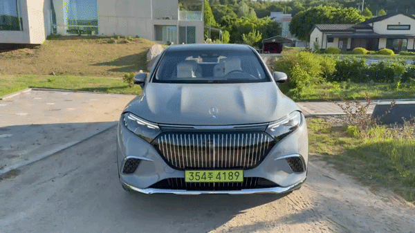 [서울=뉴시스] 김민성 기자 = '메르세데스-마이바흐 EQS 680 SUV' 외관 모습. kms@newsis.com. *재판매 및 DB 금지