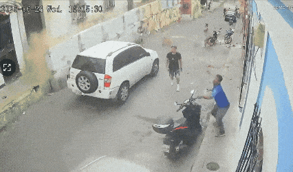 베네수엘라 지진 발생상황 CCTV 출처 - X