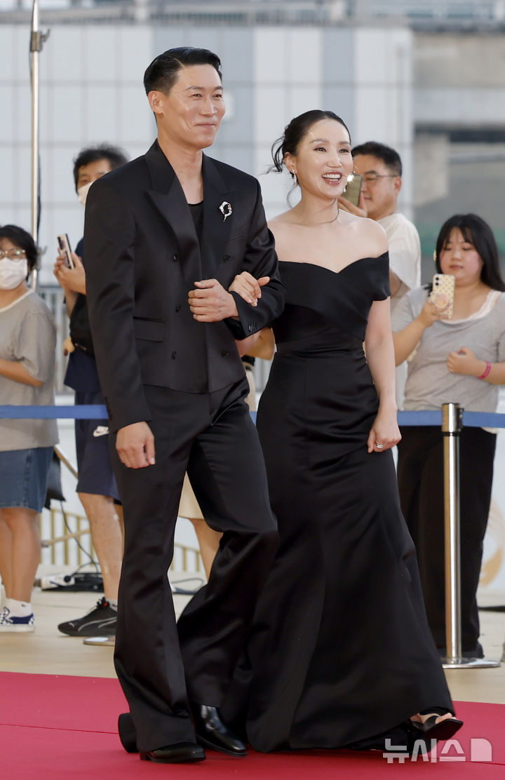 박보경 배우 프로필 진선규 레드카펫
