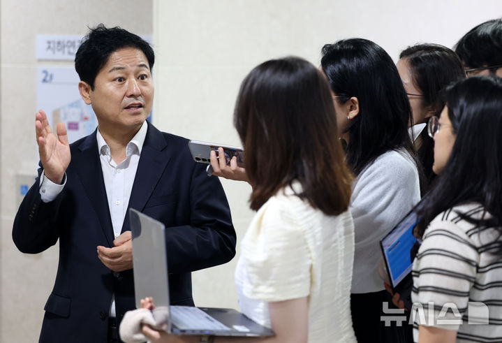 오세훈 시장 김영배 의원 회동